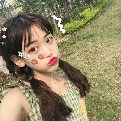 阳台上的女人们